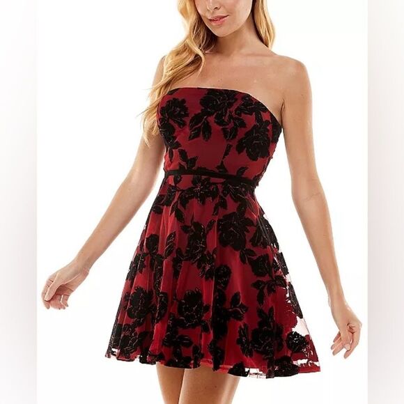 CITY STUDIOS Juniors' Flocked Fit & Flare Dress red and black dress size 1 New - Picture 1 of 13